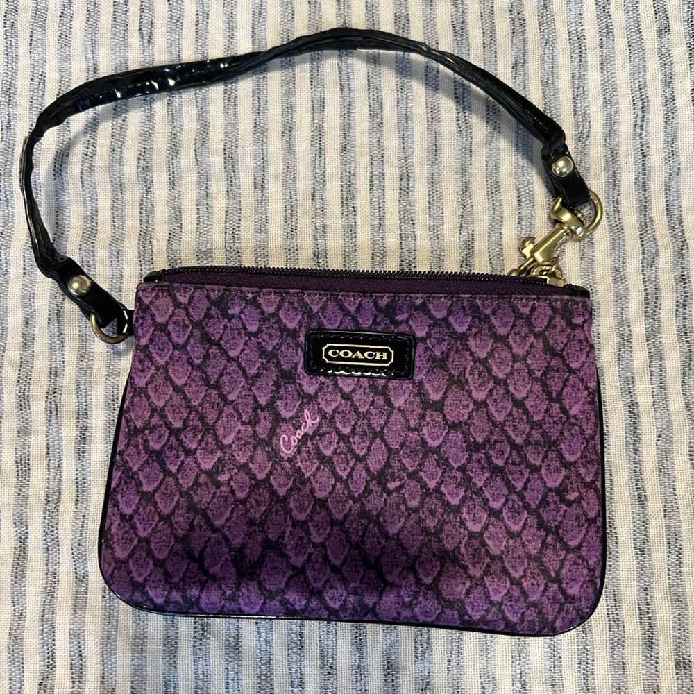 EUC Coach Purple Snakeskin Wristlet
